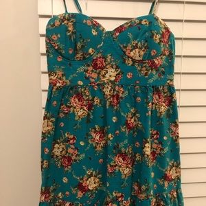 Colorful, happy dress 🌞